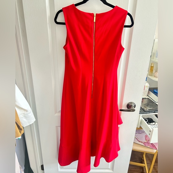 Red Calvin Klein dress size 4, only worn once perfect condition - Picture 2 of 3
